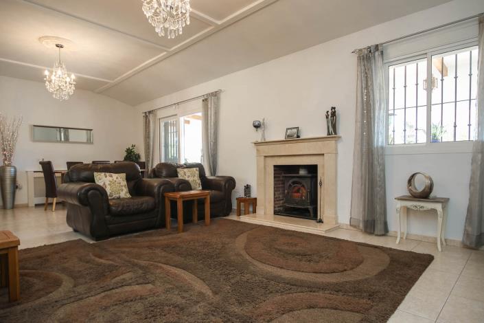 Image No.7-Maison / Villa de 4 chambres à vendre à Casarabonela