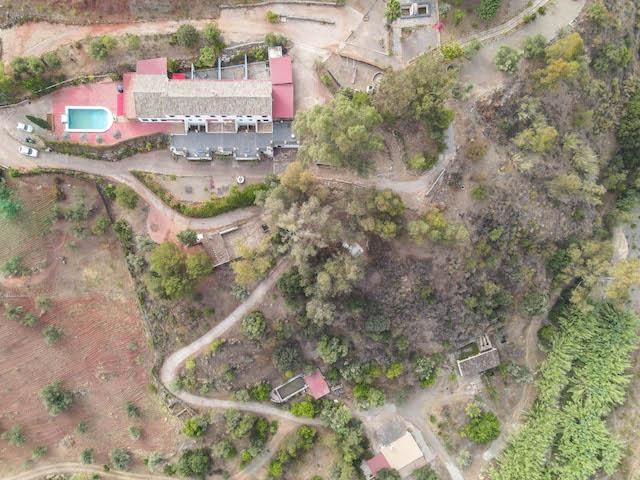 Image No.3-14 Bed Hotel for sale