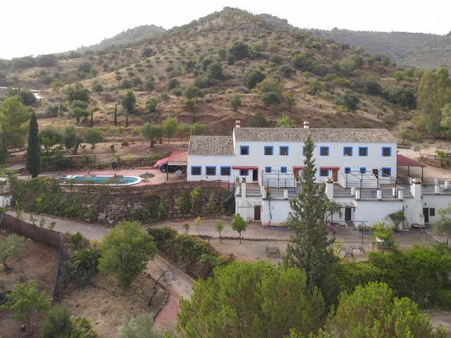 Image No.7-14 Bed Hotel for sale