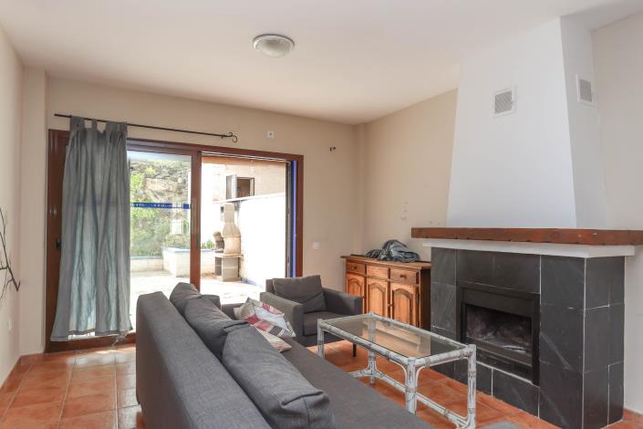 Image No.16-14 Bed Hotel for sale