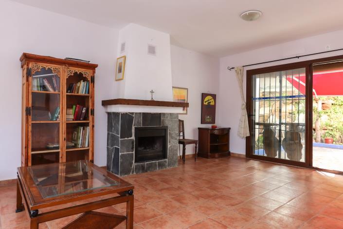 Image No.29-14 Bed Hotel for sale