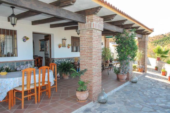 Image No.6-3 Bed Villa / Detached for sale