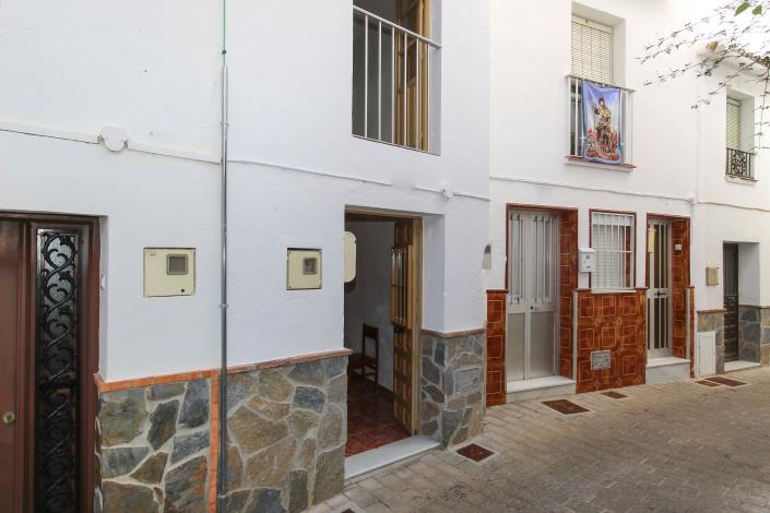 Image No.5-Maison de ville de 3 chambres à vendre à Tolox