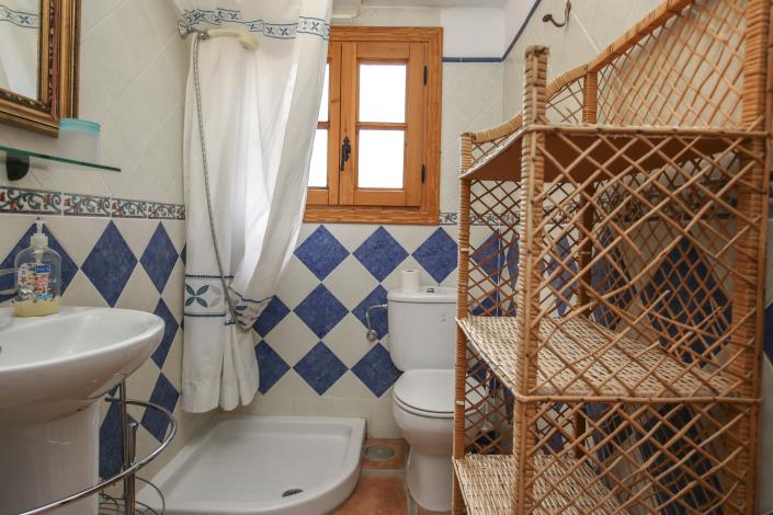 Image No.17-Villa / Détaché de 6 chambres à vendre à Alozaina