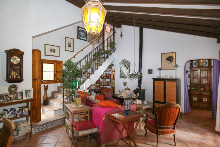 Image No.21-Villa / Détaché de 6 chambres à vendre à Alozaina