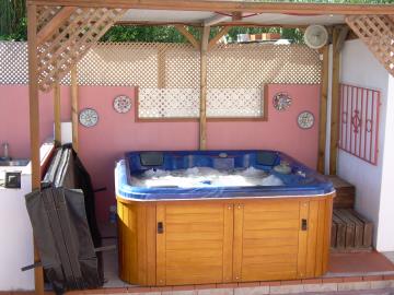 hot-tub