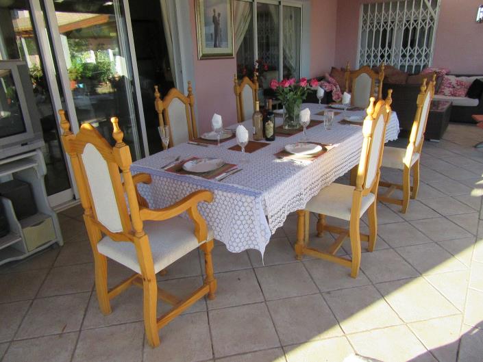 Image No.48-5 Bed Villa / Detached for sale