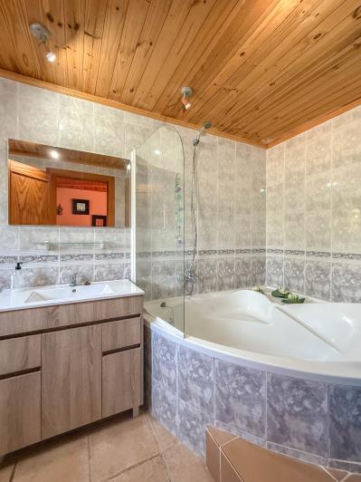 Image No.54-5 Bed Villa / Detached for sale