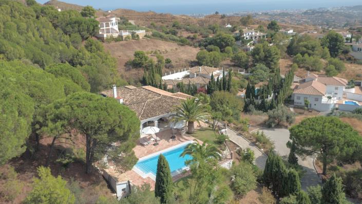 Image No.8-4 Bed Villa / Detached for sale