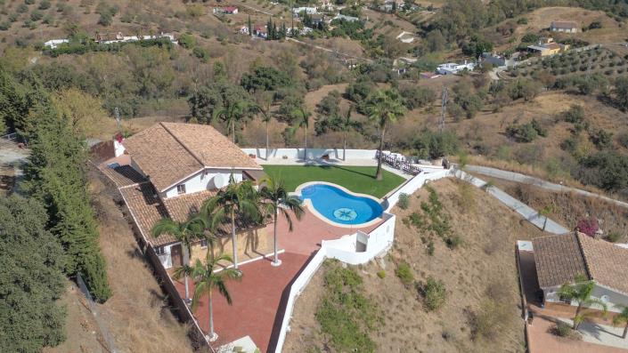 Image No.4-Villa / Détaché de 6 chambres à vendre à Alhaurín el Grande