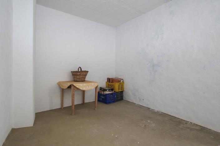 Image No.35-4 Bed Townhouse for sale