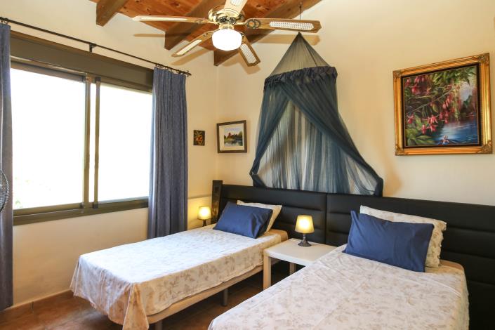 Image No.21-6 Bed Apartment for sale