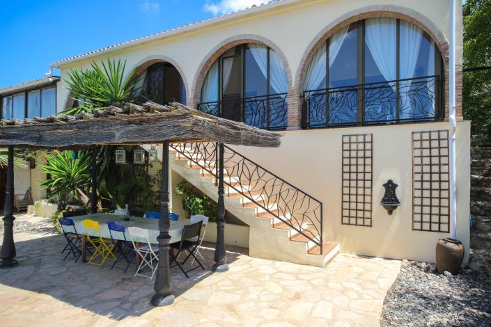 Image No.32-6 Bed Apartment for sale