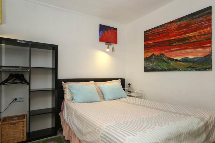 Image No.35-6 Bed Apartment for sale