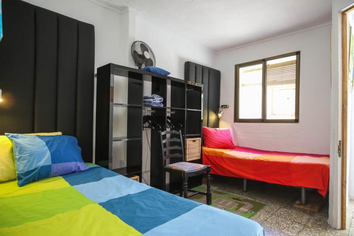 Image No.37-6 Bed Apartment for sale