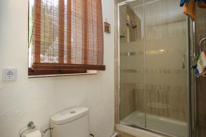 Image No.38-6 Bed Apartment for sale