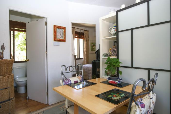 Image No.44-6 Bed Apartment for sale