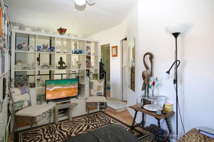 Image No.46-6 Bed Apartment for sale