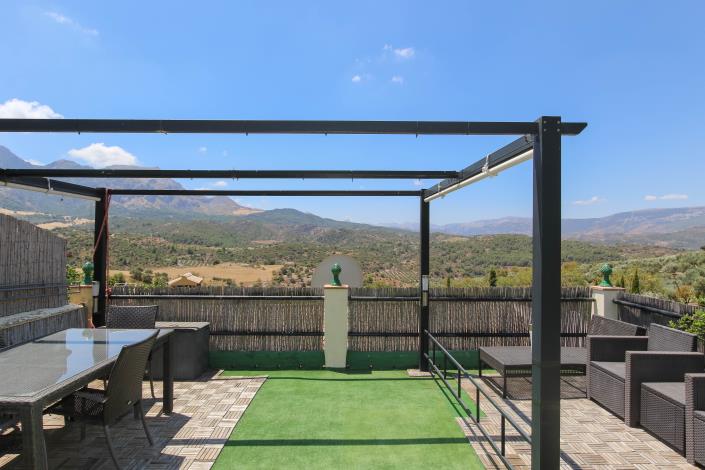 Image No.49-6 Bed Apartment for sale