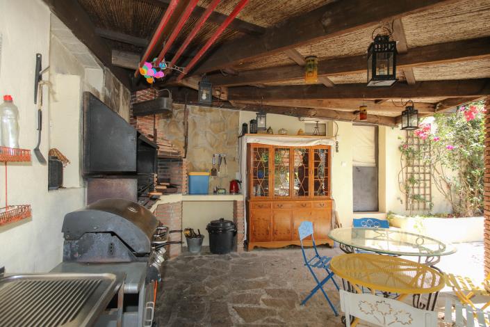 Image No.55-6 Bed Apartment for sale