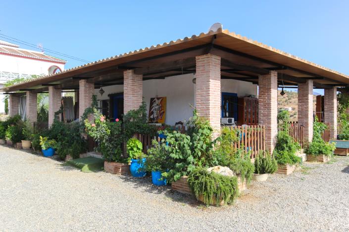 Image No.2-3 Bed Villa / Detached for sale