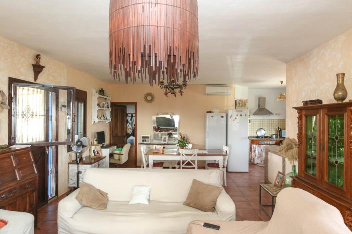 Image No.9-3 Bed Villa / Detached for sale