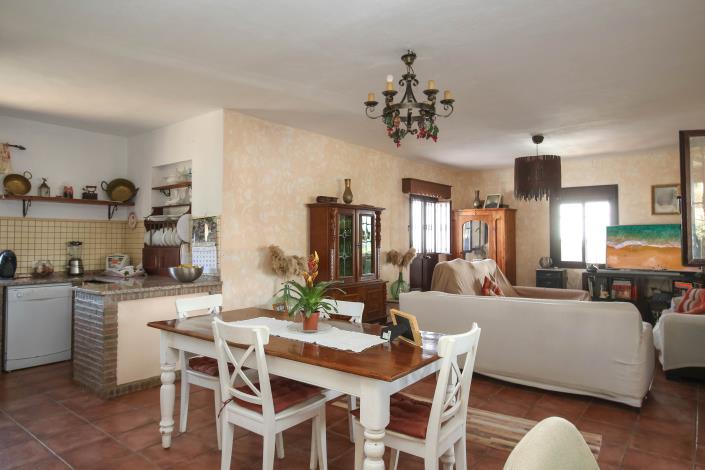 Image No.11-3 Bed Villa / Detached for sale