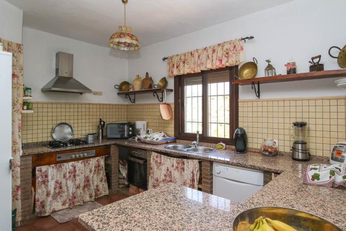 Image No.12-3 Bed Villa / Detached for sale