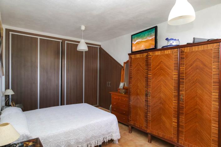 Image No.17-3 Bed Villa / Detached for sale