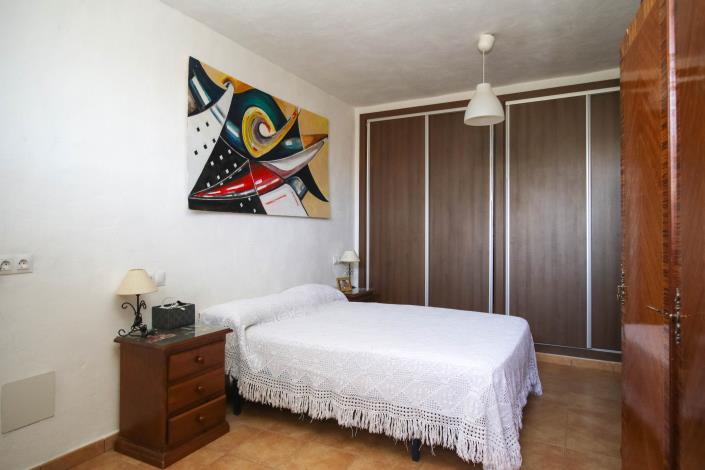 Image No.18-3 Bed Villa / Detached for sale