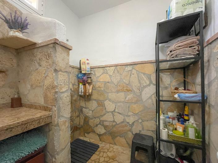 Image No.21-3 Bed Villa / Detached for sale