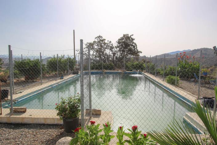 Image No.37-3 Bed Villa / Detached for sale