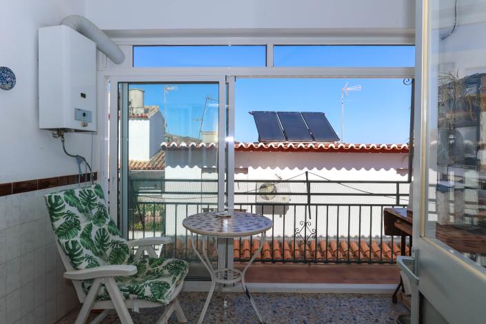 Image No.24-4 Bed Townhouse for sale