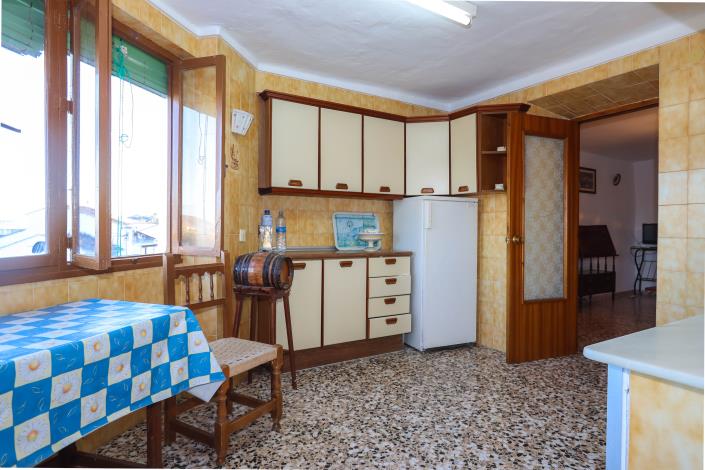 Image No.11-2 Bed Townhouse for sale