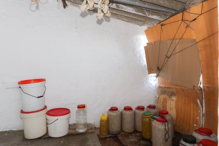 Image No.34-2 Bed Townhouse for sale