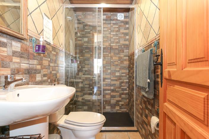 Image No.23-4 Bed Villa / Detached for sale