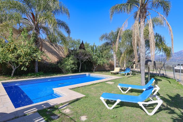 Image No.3-4 Bed Villa / Detached for sale