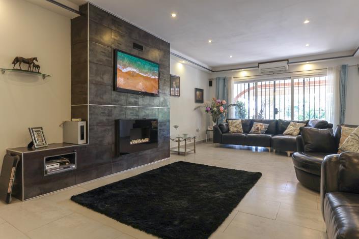 Image No.14-5 Bed Villa / Detached for sale