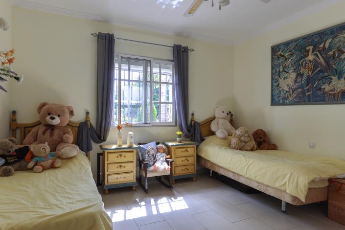 Image No.25-5 Bed Villa / Detached for sale