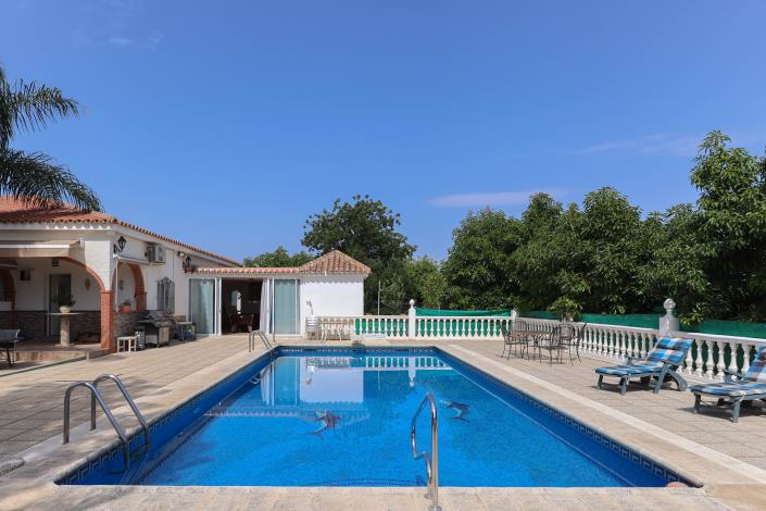 Image No.36-5 Bed Villa / Detached for sale