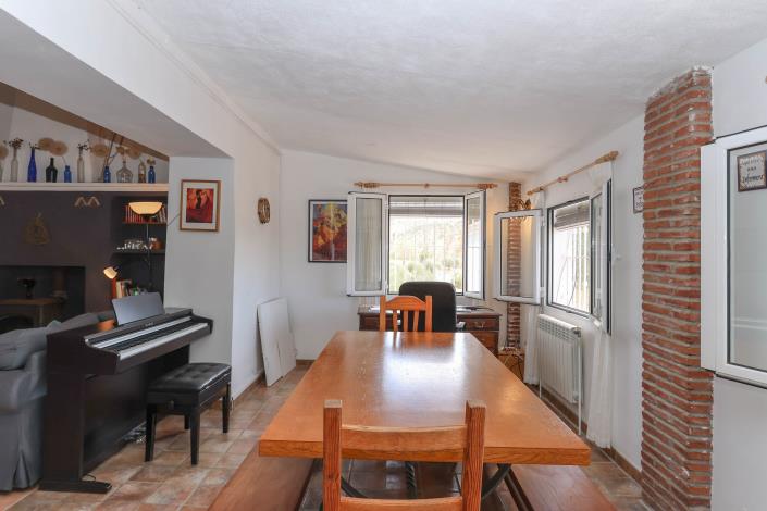 Image No.9-3 Bed Villa / Detached for sale