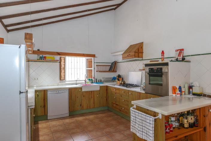 Image No.14-3 Bed Villa / Detached for sale