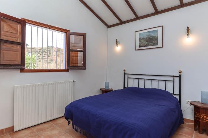 Image No.18-3 Bed Villa / Detached for sale