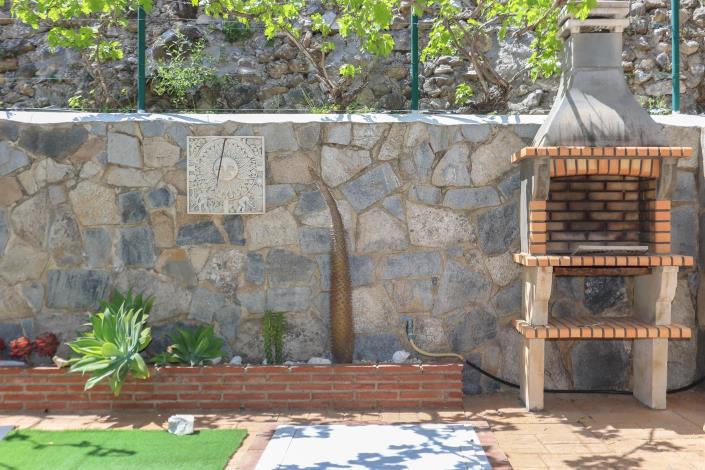 Image No.54-4 Bed Villa / Detached for sale