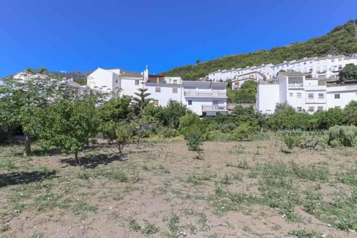 Image No.2-4 Bed Townhouse for sale