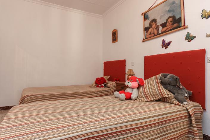 Image No.25-4 Bed Villa / Detached for sale