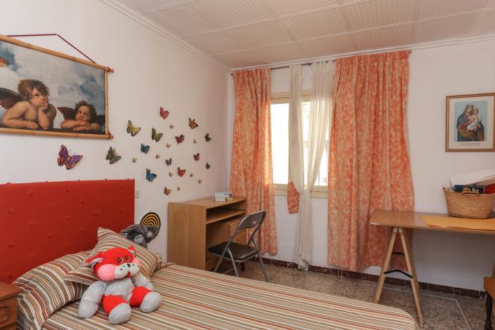 Image No.26-4 Bed Villa / Detached for sale