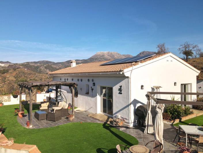 Image No.56-Villa / Détaché de 3 chambres à vendre à Tolox