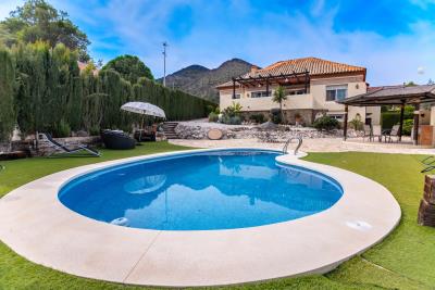 Villa / Détaché à vendre à Alhaurín de la Torre