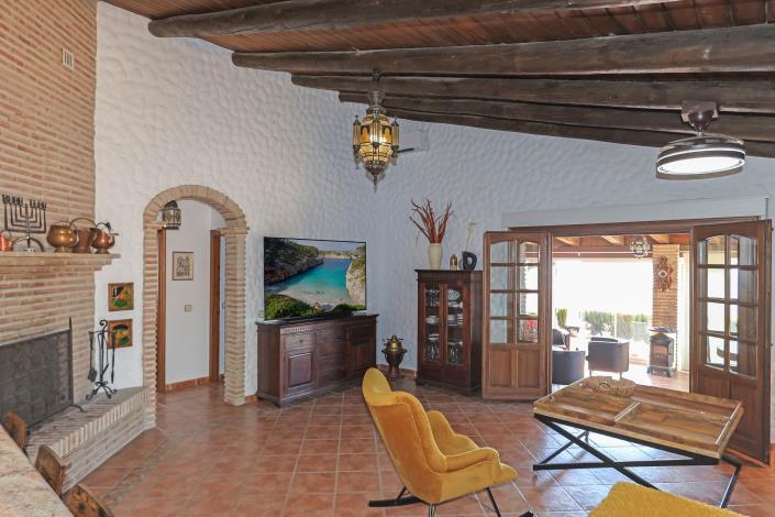 Image No.12-4 Bed Villa / Detached for sale